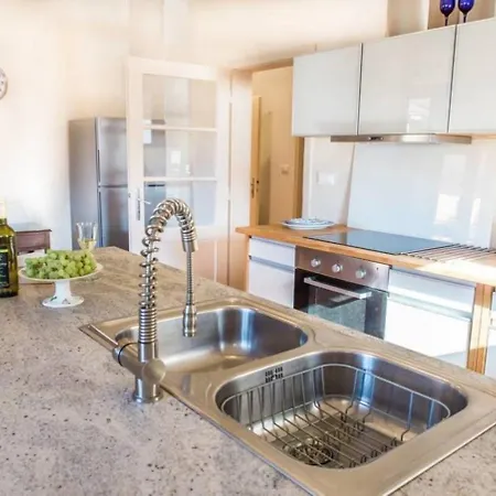 Tolmin Center Apartments Townhouse & Loft Kültér fotó
