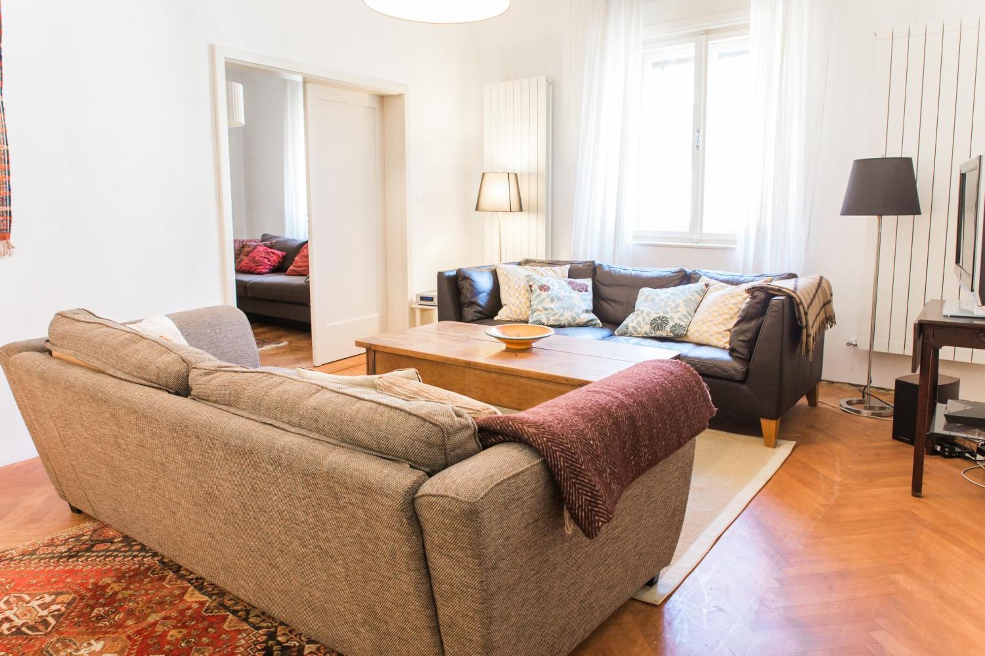 Center Townhouse & Loft Nyaraló Tolmin