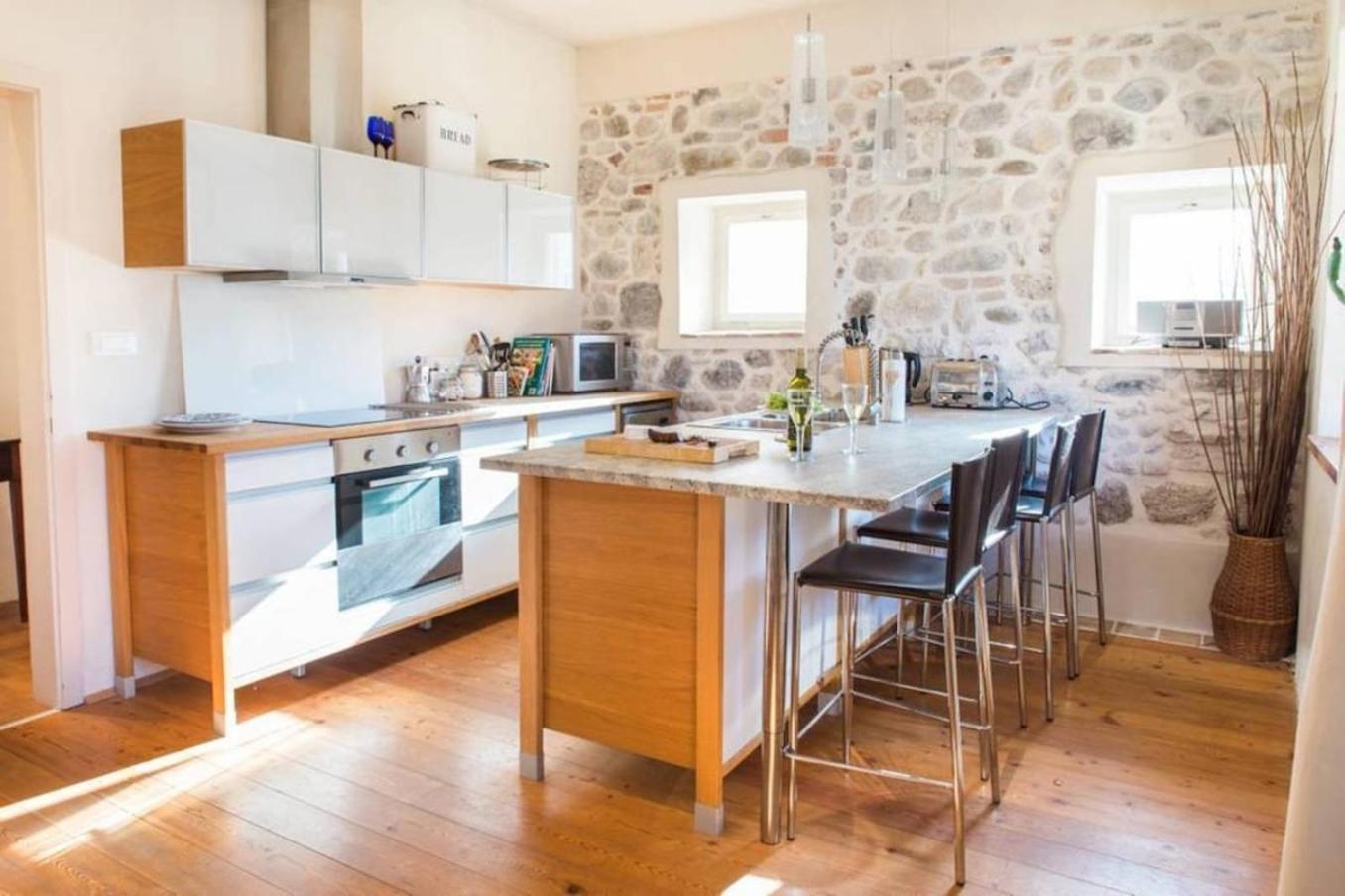 Center Townhouse & Loft * Tolmin